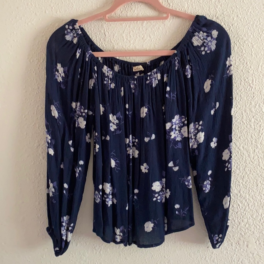 Hollister floral blouse